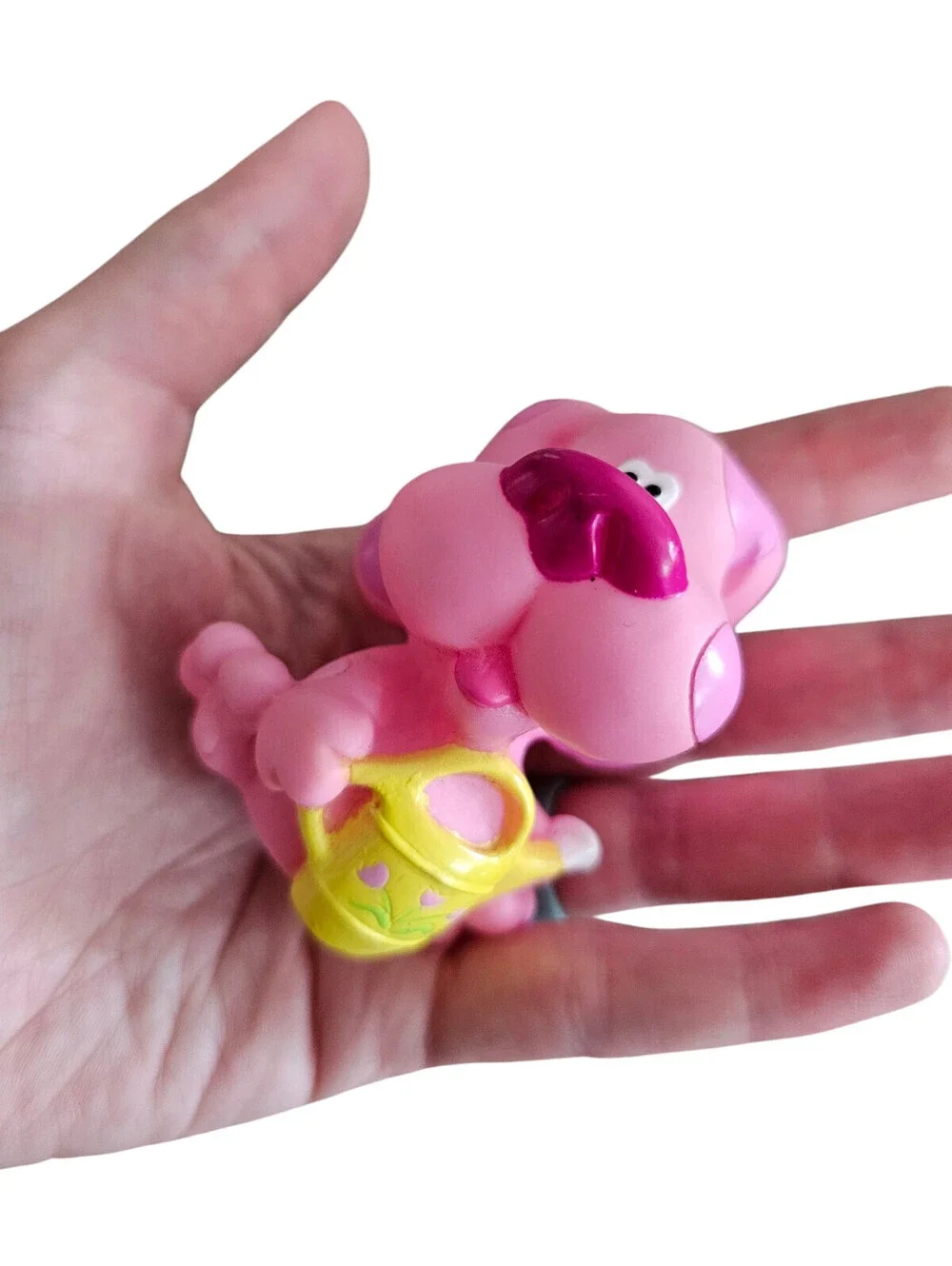 1998 Viacom Blues Clues figure features Magenta holding a yellow watering can